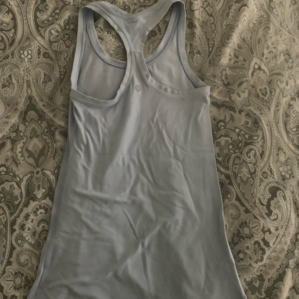 Women’s Lululemon tank